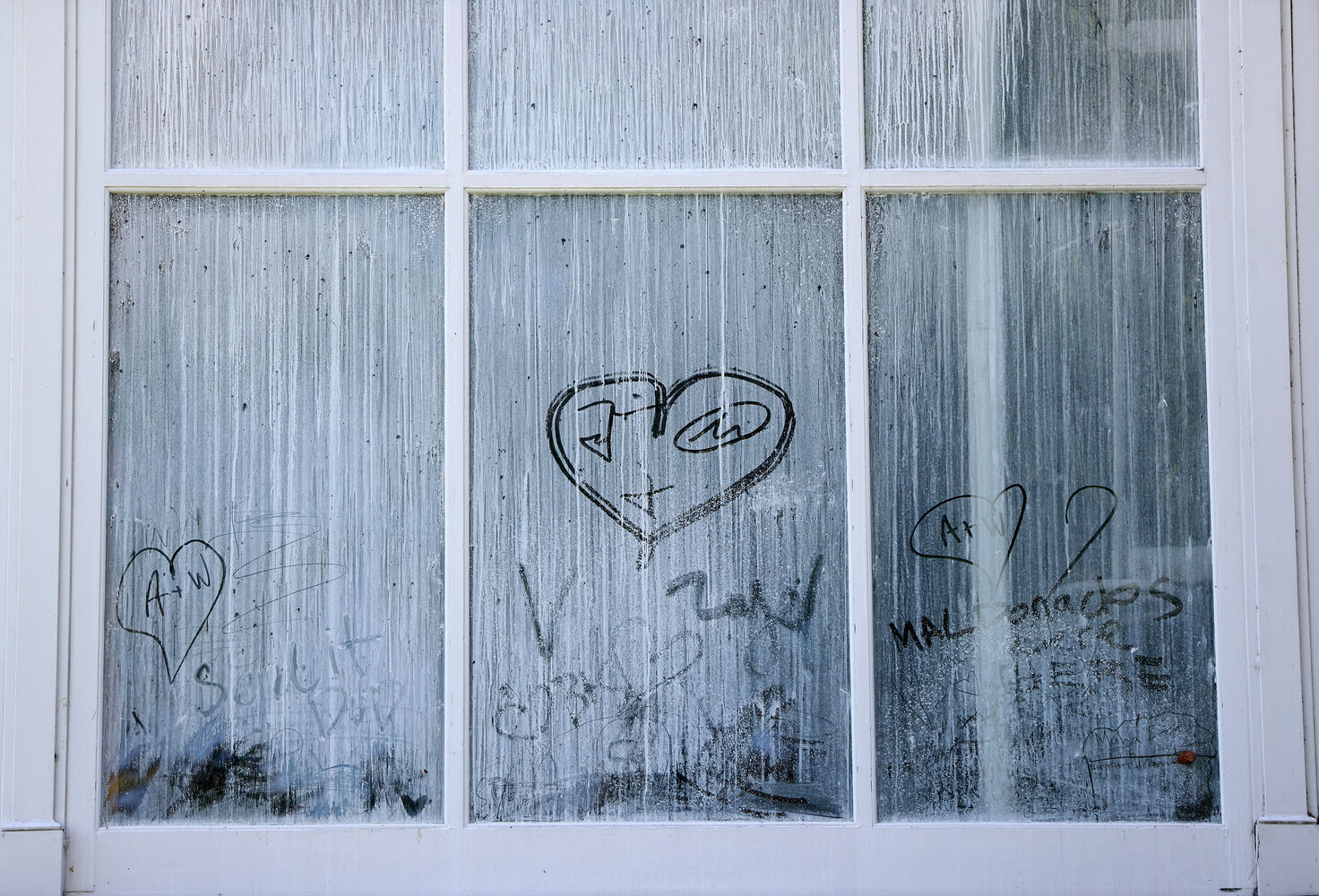 Markings left behind by visitors